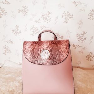 834f89ea-40cd-418f-9938-ae26af2794be