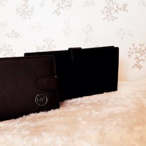 a30d27ac-df27-444c-9e9e-88f9157588ba